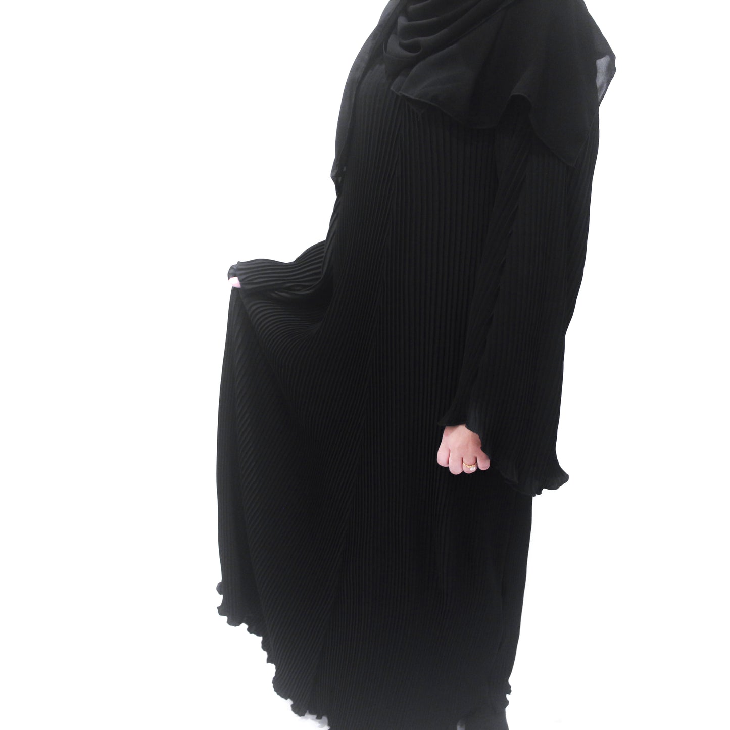 Hafsah Black Pleated Abayah