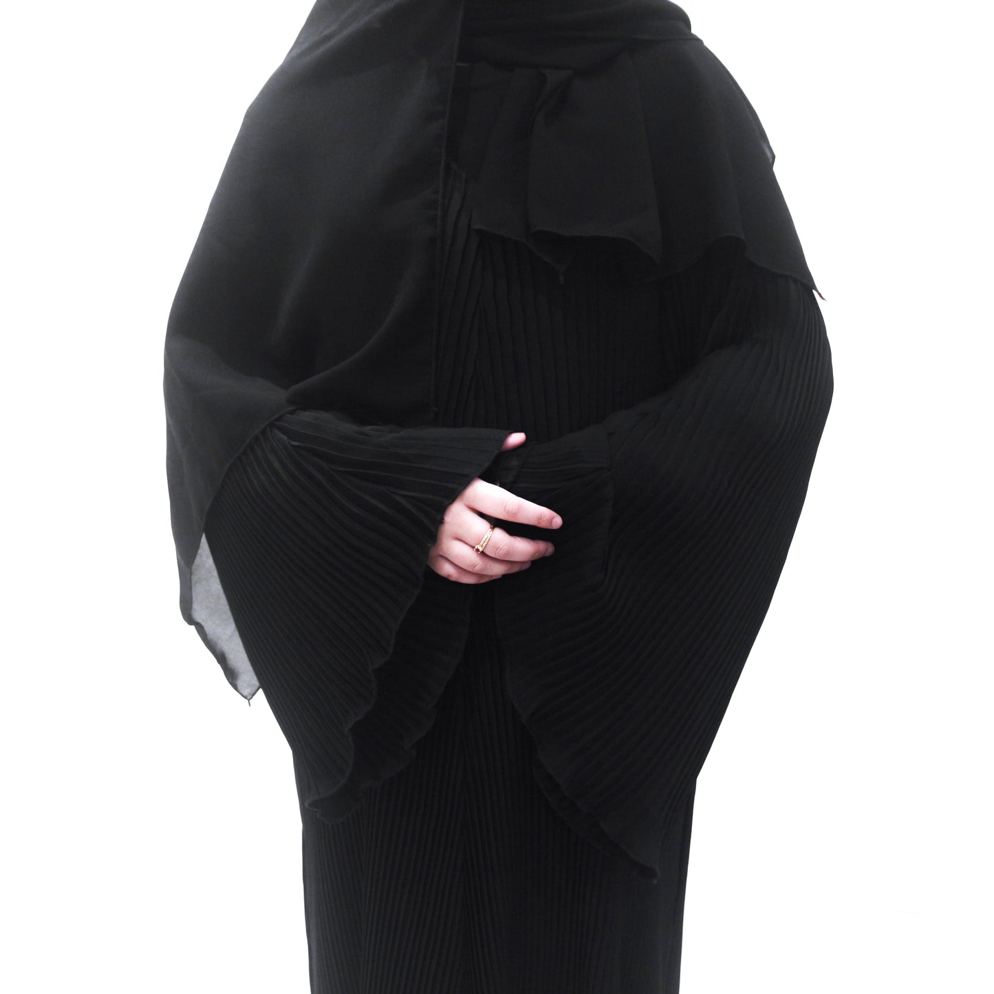 Hafsah Black Pleated Abayah