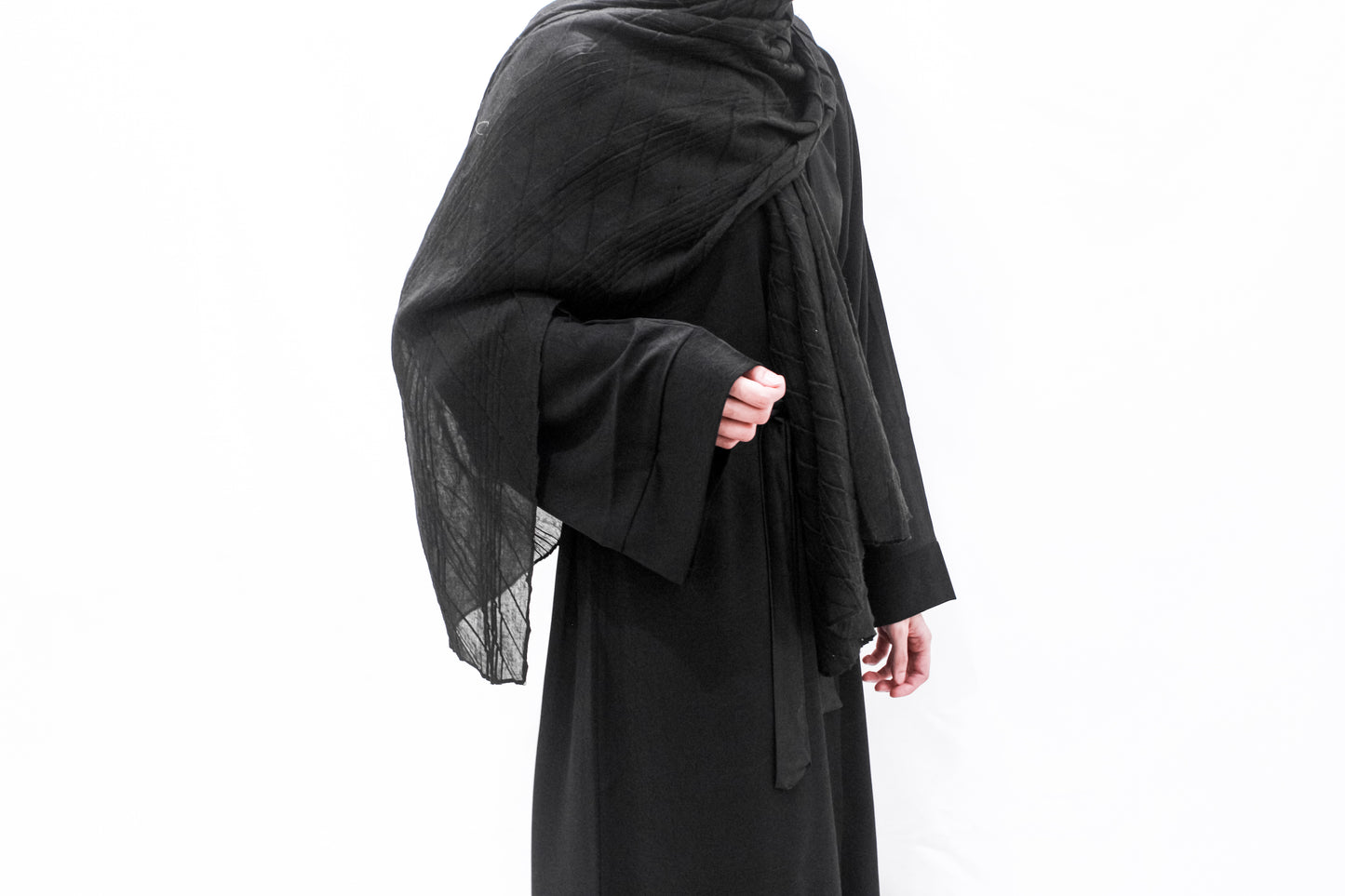 Safiyya Black Textured Abayah